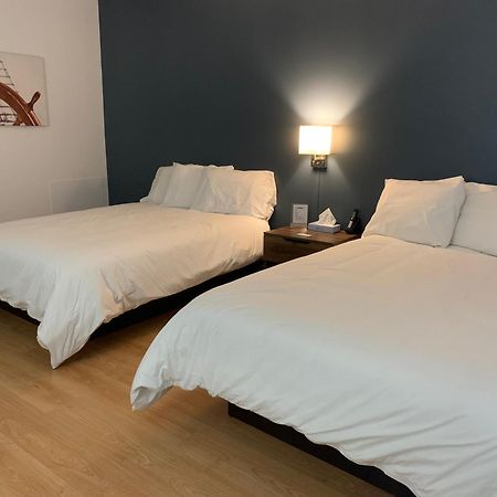 Hotel Normandie Rimouski Buitenkant foto